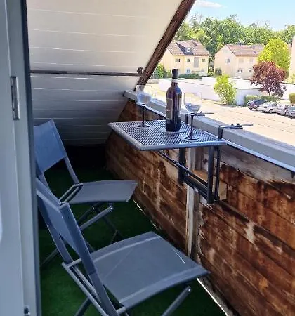 Schoene, Helle 3 Mit Klimaanlage Apartment Ruesselsheim